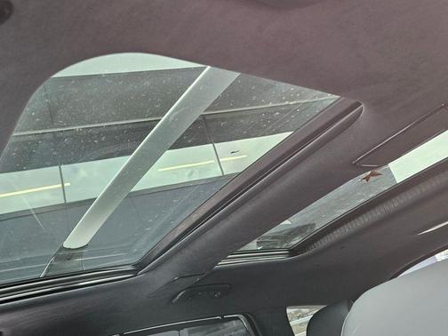 Uyuni White 2026 Genesis GV80 3.5T Prestige Black