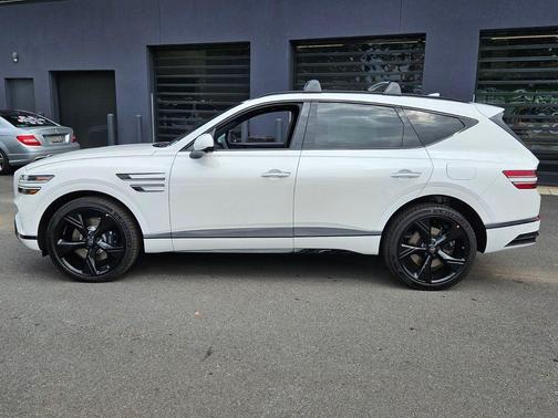 Uyuni White 2026 Genesis GV80 3.5T Prestige Black