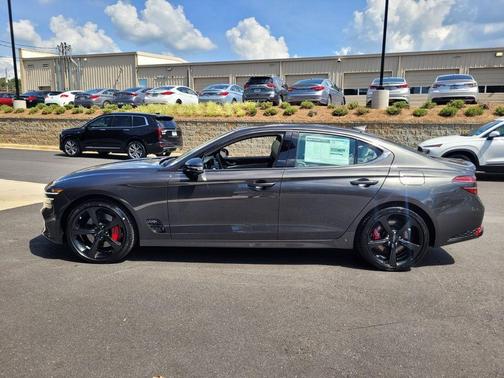 Makalu Gray 2026 Genesis G70 3.3T Sport Prestige