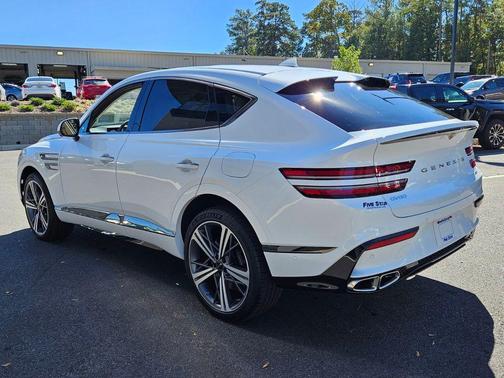 Uyuni White 2026 Genesis GV80 Coupe 3.5T e-SC
