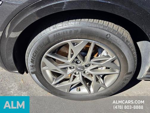 2024 Genesis GV70 2.5T