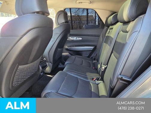 2024 Genesis GV70 2.5T