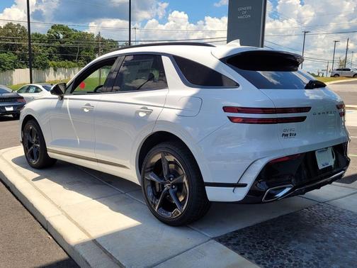 Uyuni White 2026 Genesis GV70 3.5T Sport Prestige