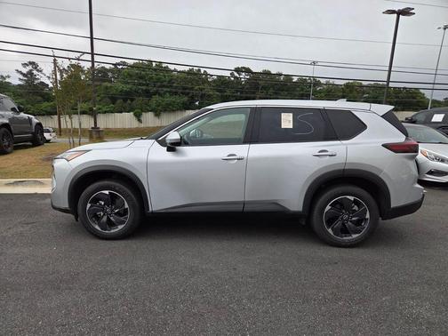 Brilliant Silver Metallic 2025 Nissan Rogue SV