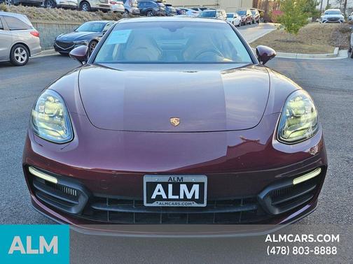2022 Porsche Panamera 