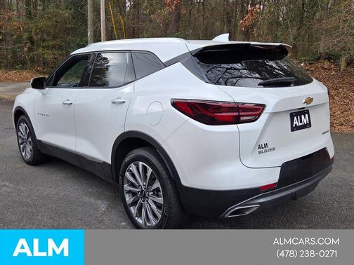 Iridescent Pearl Tricoat 2024 Chevrolet Blazer Premier