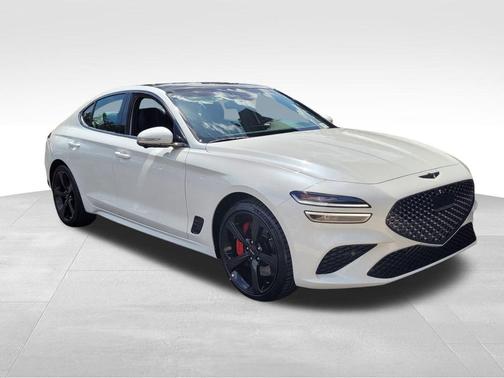 Uyuni White 2026 Genesis G70 3.3T Sport Prestige