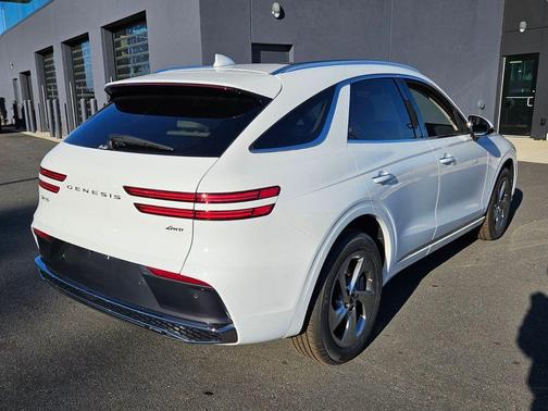 Alta White 2026 Genesis GV70 2.5T