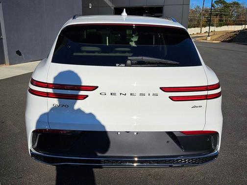 Alta White 2026 Genesis GV70 2.5T