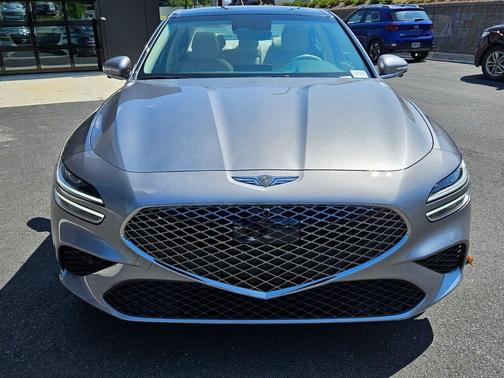 Savile Silver 2026 Genesis G70 2.5T Prestige