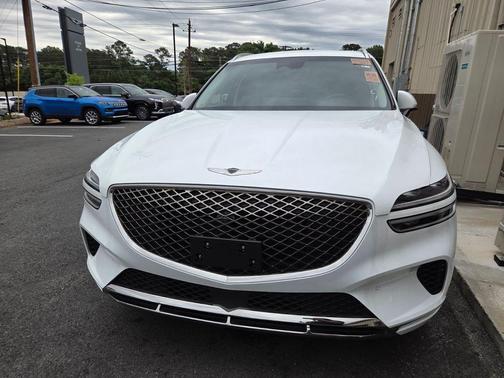 Alta White 2024 Genesis GV70 2.5T