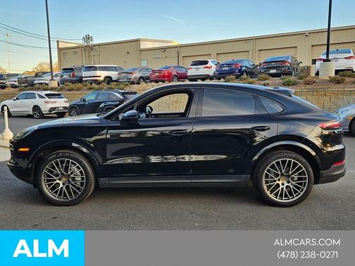 Black 2023 Porsche Cayenne Platinum Edition