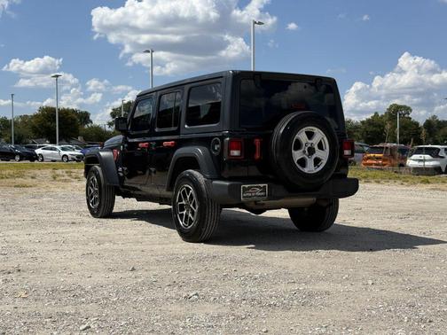 Black Clearcoat 2020 Jeep Wrangler Unlimited Sport