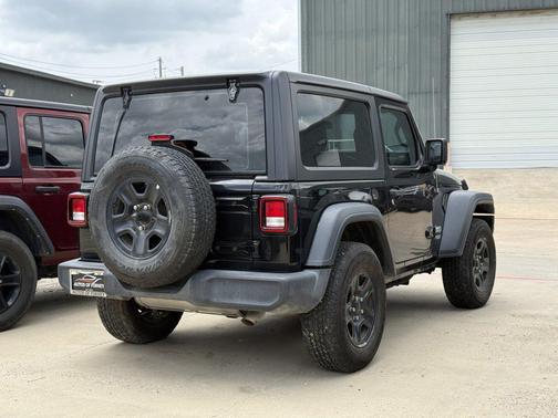 Black Clearcoat 2020 Jeep Wrangler Sport