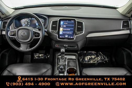 2022 Volvo XC90 T5 Momentum 7 Passenger