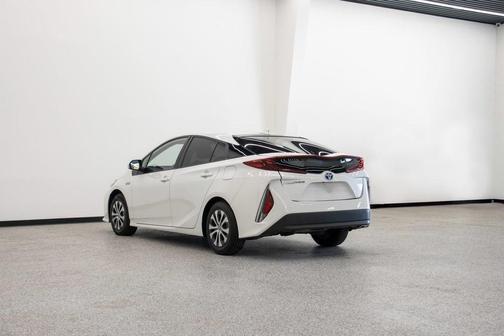 2022 Toyota Prius Prime LE
