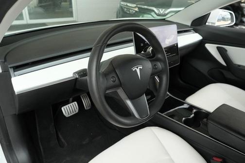 2020 Tesla Model 3 Performance