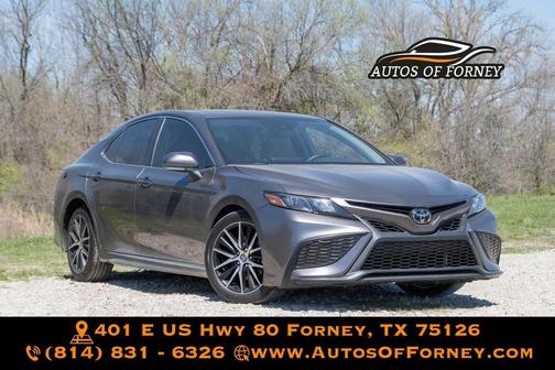 2022 Toyota Camry SE