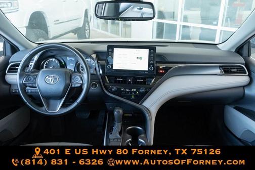 2022 Toyota Camry SE