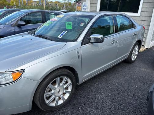 2010 Lincoln MKZ Base