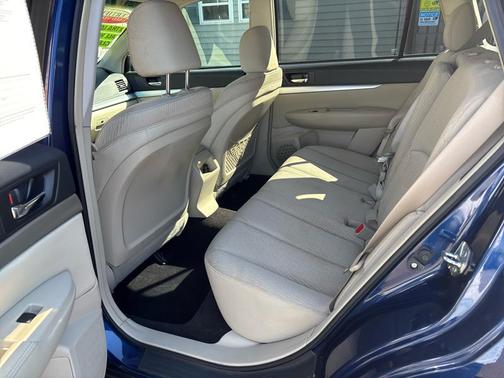 2011 Subaru Outback 2.5 i Premium