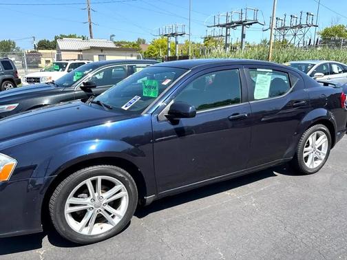 2011 Dodge Avenger Mainstreet