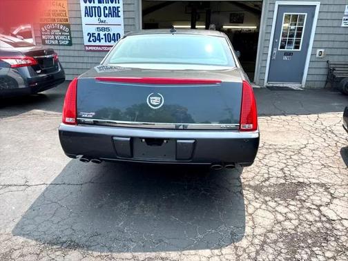 2011 Cadillac DTS Premium Collection
