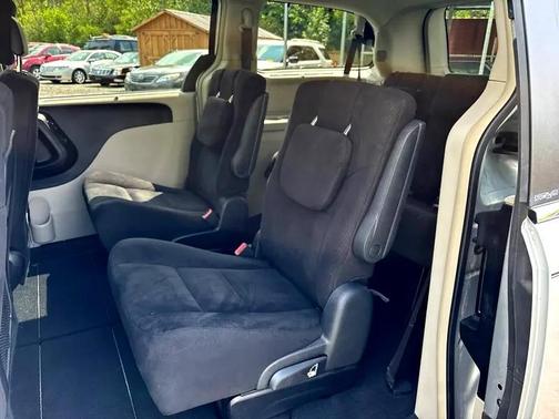 2011 Dodge Grand Caravan Crew