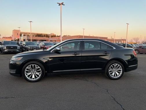 2016 Ford Taurus Limited