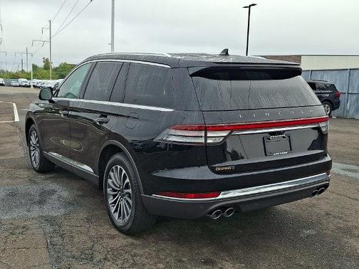 Black Metallic 2024 Lincoln Aviator Premiere
