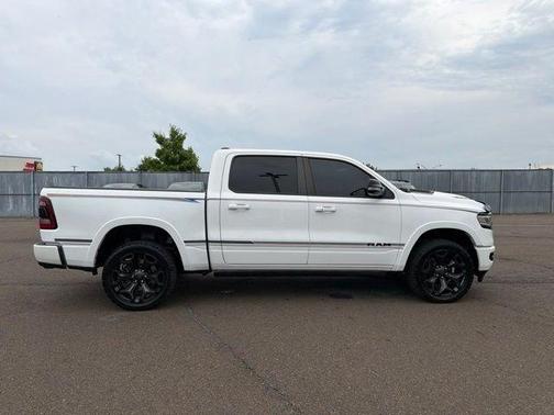 Bright White Clearcoat 2021 RAM 1500 Limited