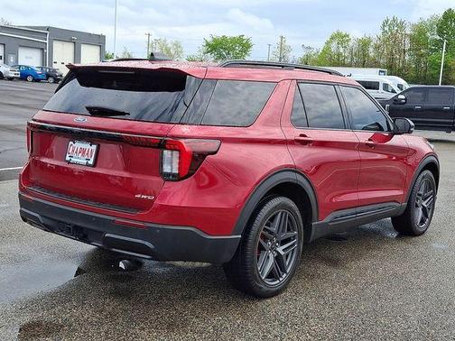 Red Metallic 2025 Ford Explorer ST-Line