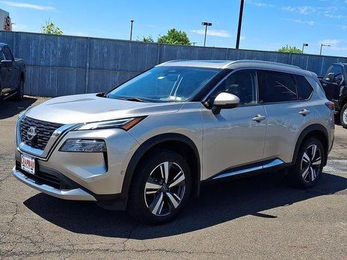 Champagne Silver 2023 Nissan Rogue Platinum