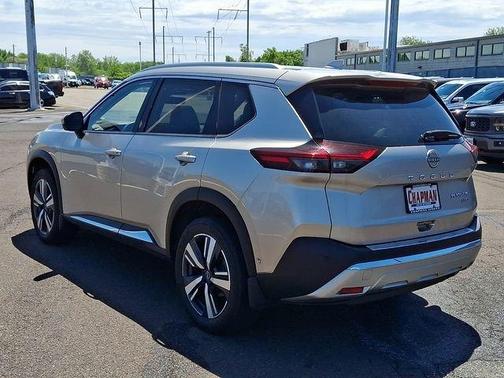 Champagne Silver 2023 Nissan Rogue Platinum