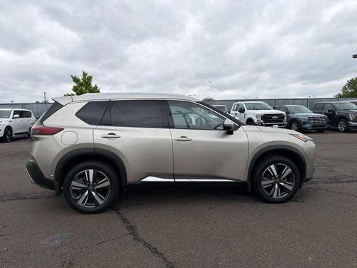 Champagne Silver 2023 Nissan Rogue Platinum