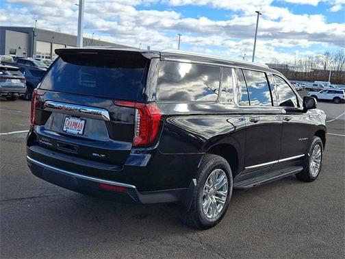 2024 GMC Yukon XL SLT