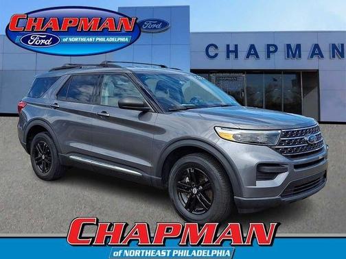Gray Metallic 2023 Ford Explorer XLT