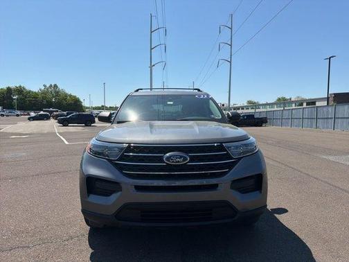 Gray Metallic 2023 Ford Explorer XLT