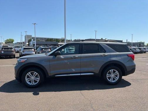 Gray Metallic 2023 Ford Explorer XLT