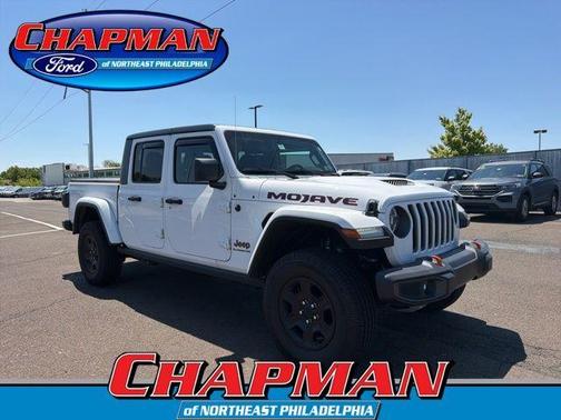Bright White Clearcoat 2021 Jeep Gladiator Mojave