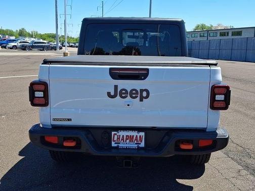 Bright White Clearcoat 2021 Jeep Gladiator Mojave