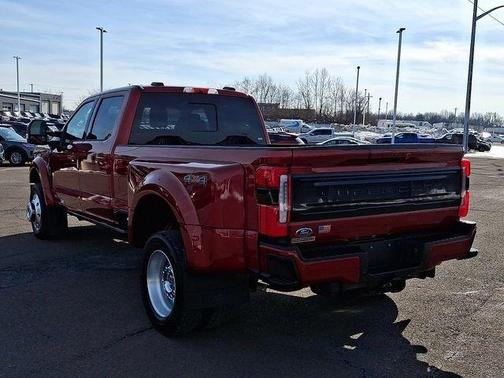 2025 Ford F-450 Platinum