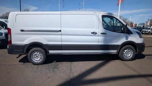 2025 Ford Transit-150 LOW ROOF