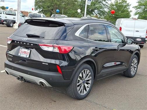 2022 Ford Escape Titanium