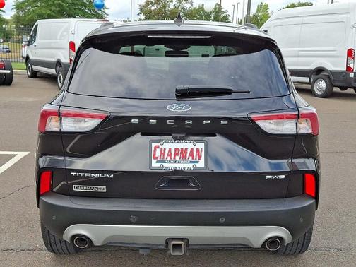 2022 Ford Escape Titanium
