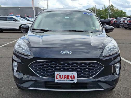 2022 Ford Escape Titanium