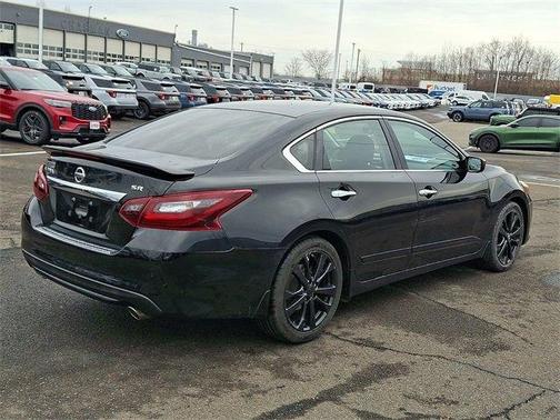 2017 Nissan Altima 2.5 SR