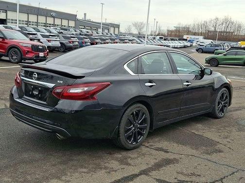 2017 Nissan Altima 2.5 SR