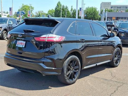 2022 Ford Edge ST Line