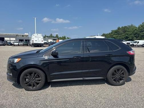 2022 Ford Edge ST Line